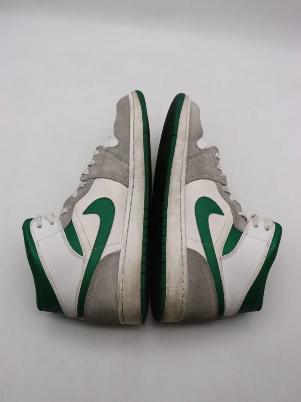 Nike Air Jordan 1 Mid SE  Men’s Size 12 Gray Pine Green Sneakers DC7294-103